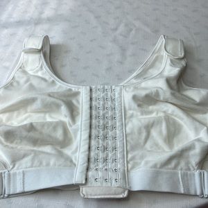 CYDream size XL post surgical front adjustable  bra, Velcro straps, super comfy